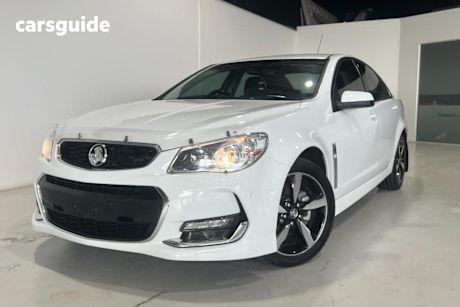 White 2017 Holden Commodore Sedan SV6 R