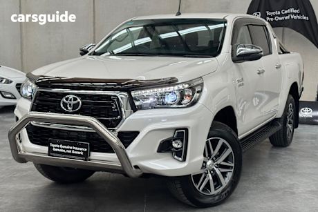 White 2018 Toyota Hilux Double Cab Pick Up Sr5+ (4X4)