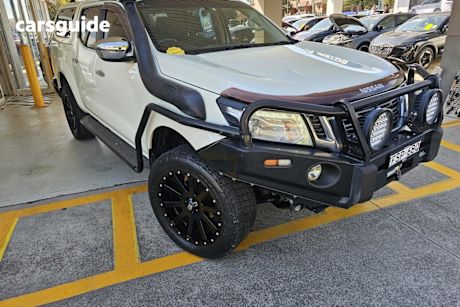 White 2017 Nissan Navara Dual Cab Utility St-X (4X4) (Sunroof)