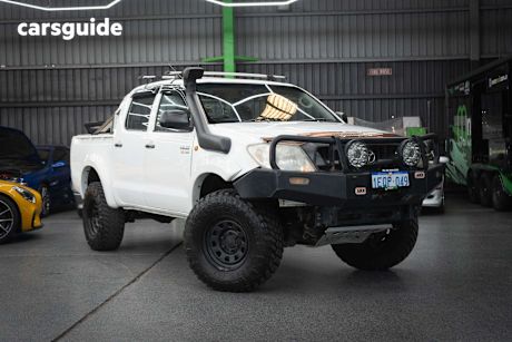 White 2009 Toyota Hilux Ute Tray SR 4X4