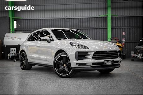 Silver 2019 Porsche Macan SUV 4WD