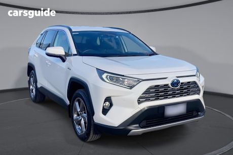 White 2021 Toyota RAV4 SUV GXL F
