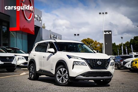 White 2025 Nissan X-Trail Wagon St-L (4Wd) E-Power (Hybrid)
