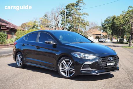 Black 2017 Hyundai Elantra Sedan SR TURBO