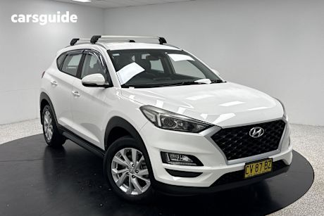 White 2019 Hyundai Tucson SUV ACTIVE 4X4