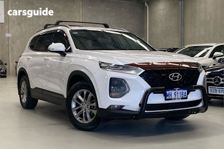White 2018 Hyundai Santa FE Wagon Active Crdi (Awd)