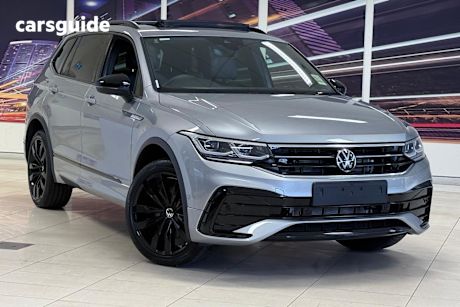 Silver 2024 Volkswagen Tiguan SUV WOLFSBURG EDITION ALLSPACE 4WD