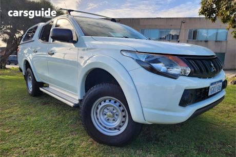 White 2017 Mitsubishi Triton Dual Cab Utility Glx (4X4)