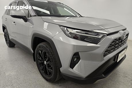 Silver 2022 Toyota RAV4 SUV CRUISER F