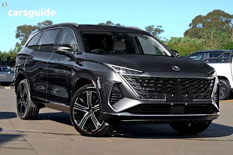 Grey 2025 MG Qs SUV ESSENCE 4X4