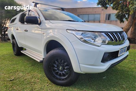 White 2015 Mitsubishi Triton Dual Cab Utility Glx (4X4)