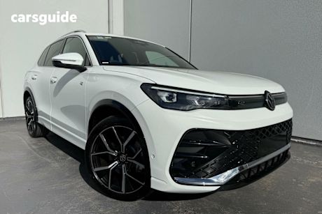 White 2025 Volkswagen Tiguan Wagon 195Tsi R-Line