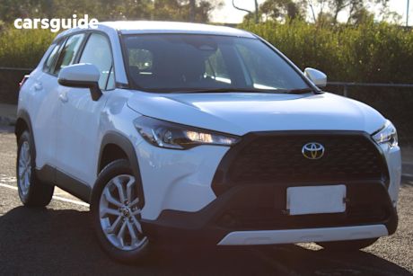 White 2023 Toyota Corolla Cross Wagon Gx 2Wd