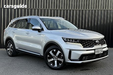 Silver 2020 Kia Sorento SUV SPORT 4X4