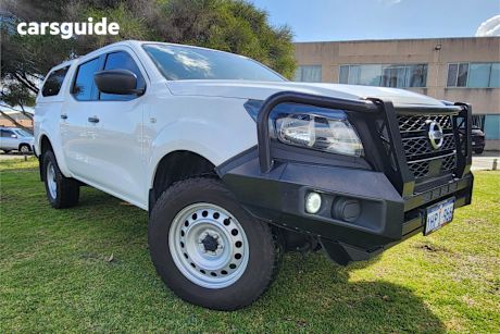 White 2021 Nissan Navara Dual Cab Pick-up Sl (4X4)