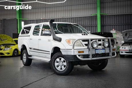 White 2008 Toyota Hilux Ute Tray SR5 4X4