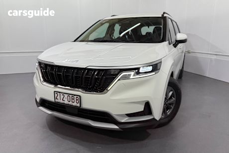 White 2023 Kia Carnival SUV S F