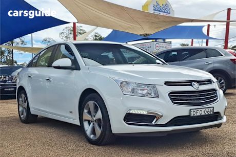 White 2016 Holden Cruze Sedan Z-SERIES F