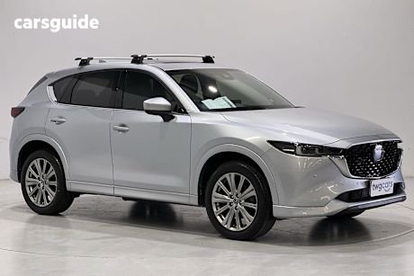 Silver 2022 Mazda CX-5 SUV AKERA 4X4