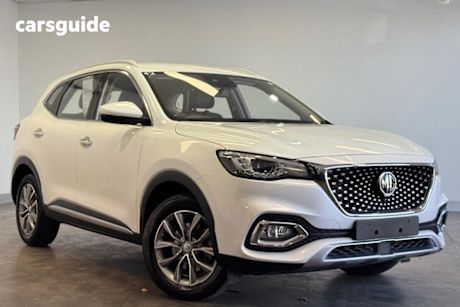 White 2023 MG HS SUV VIBE F
