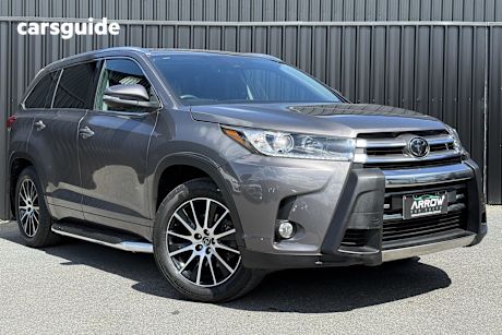 Grey 2017 Toyota Kluger SUV GRANDE 4WD