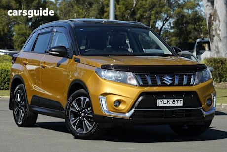 Yellow 2022 Suzuki Vitara SUV TURBO 4X4