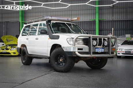 White 1999 Toyota Landcruiser SUV GXV 4X4