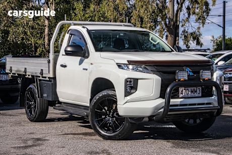White 2018 Mitsubishi Triton Ute Tray GLX 4X4
