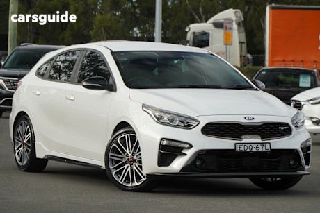 White 2019 Kia Cerato Hatch GT F