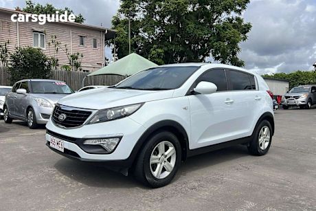 White 2014 Kia Sportage SUV SI F