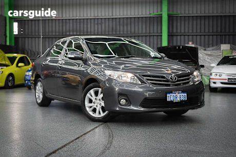 Grey 2013 Toyota Corolla Sedan ASCENT SPORT F