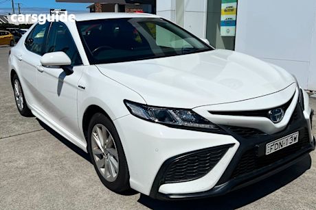 White 2023 Toyota Camry Sedan ASCENT SPORT F