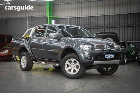 Grey 2014 Mitsubishi Triton Ute Tray GLX-R 4X4