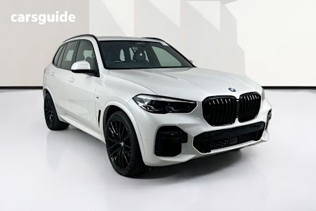 White 2022 BMW X5 Wagon Xdrive30D M Sport