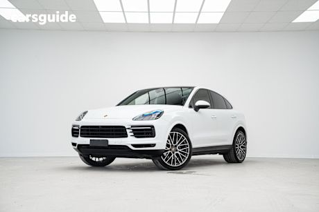 White 2020 Porsche Cayenne SUV 4X4