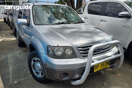 Silver 2007 Ford Escape SUV XLS 4X4