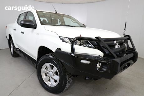 White 2023 Mitsubishi Triton Ute Tray GLX+ 4X4
