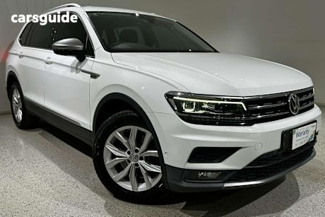White 2018 Volkswagen Tiguan SUV 132TSI COMFORTLINE ALLSPACE 4WD
