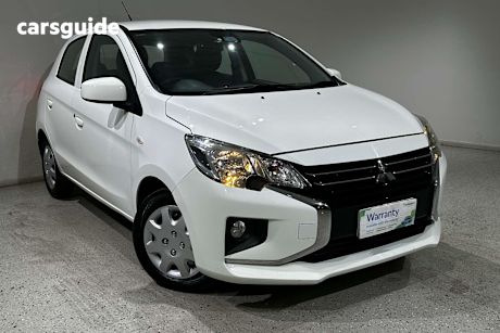 White 2021 Mitsubishi Mirage Hatch ES F