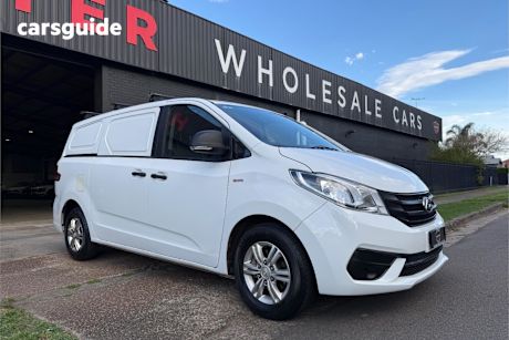 White 2023 LDV G10 Commercial + R