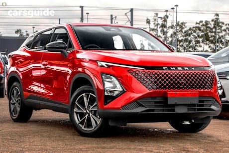 Red 2025 Chery C5 SUV URBAN F