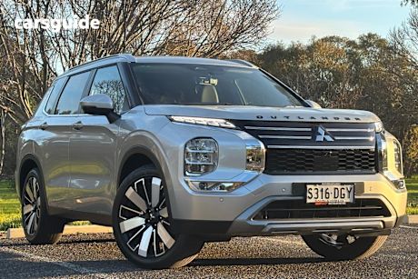 Silver 2025 Mitsubishi Outlander SUV ASPIRE F