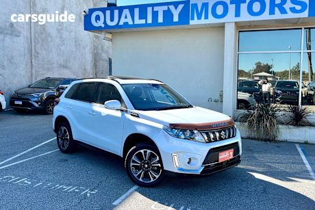 White 2022 Suzuki Vitara SUV TURBO 4X4