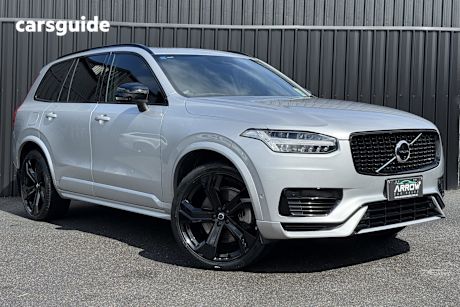 Silver 2021 Volvo XC90 SUV RECHARGE PLUG-IN HYBRID 4X4