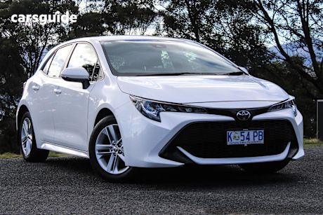 White 2022 Toyota Corolla Hatchback Ascent Sport