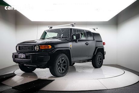 Black 2014 Toyota FJ Cruiser SUV 4X4
