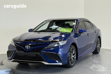 Blue 2023 Toyota Camry Sedan SL F