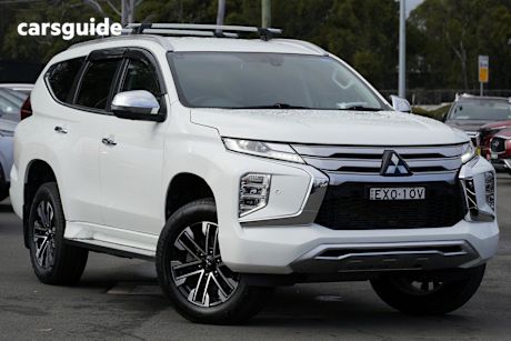 White 2021 Mitsubishi Pajero Sport SUV EXCEED 4X4