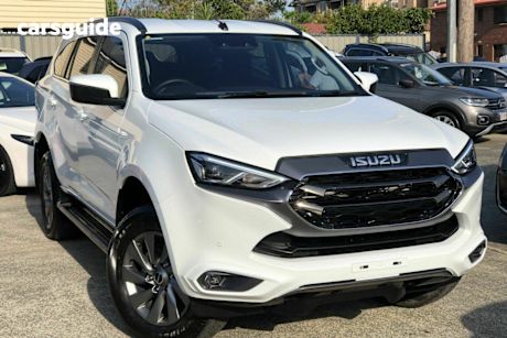 White 2024 Isuzu MU-X Wagon Ls-U (4X4)