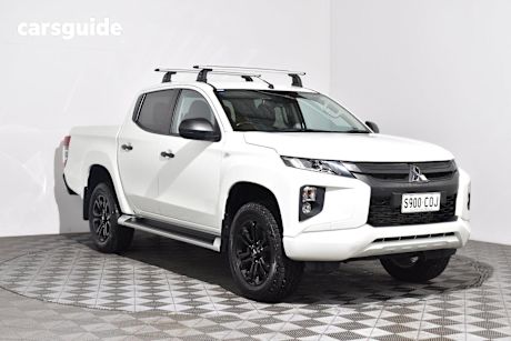 White 2022 Mitsubishi Triton Ute Tray GLX-R 4X4